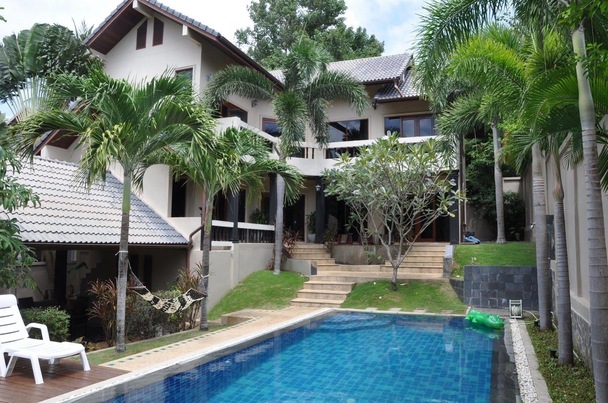 Hotel N.b. Villas